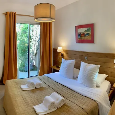 Maison 4 Pieces, Vue Panoramique, Piscine, Climatisation, Pres De Palombaggia *