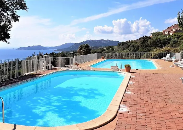 Maison 4 Pieces, Vue Panoramique, Piscine, Climatisation, Pres De Palombaggia *