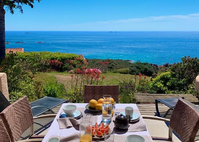 بيت للعطل Maison 4 Pieces, Vue Panoramique, Piscine, Climatisation, Pres De Palombaggia بورتو فيكشْيو