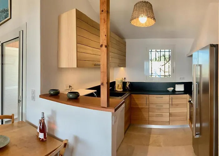 بيت للعطل Maison 4 Pieces, Vue Panoramique, Piscine, Climatisation, Pres De Palombaggia