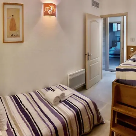 Maison 4 Pieces, Vue Panoramique, Piscine, Climatisation, Pres De Palombaggia * Porto-Vecchio (Corsica)