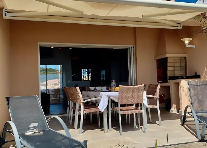 Vakantiehuis Maison 4 Pieces, Vue Panoramique, Piscine, Climatisation, Pres De Palombaggia *