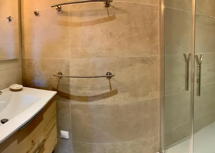 Maison 4 Pieces, Vue Panoramique, Piscine, Climatisation, Pres De Palombaggia *